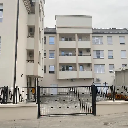 Apartament Mdb Lux Subotica